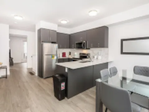 Cozy Getaway in Uptown Waterloo Hotels in Waterloo