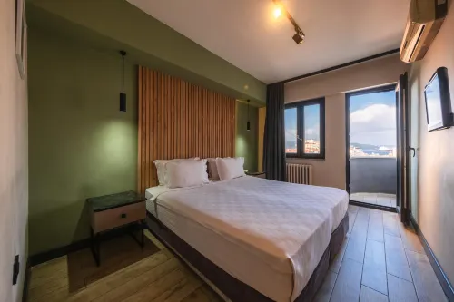 โพเลค โรงแรม