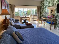 Walking distance to swimming beach, Studio apartment, super safe, near Samara