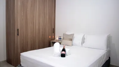 Encantador apartamento nuevo de 1 dormitorio WiFi aire acondicionado Cartagena Hotels in Manga