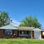 4 min to Expo/Fairgrounds/Waterpark and 5 min to Cherry St. Updated & Sleeps 8!