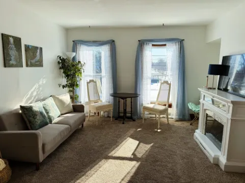 Charming Retreat in the Heart of Watkins Glen