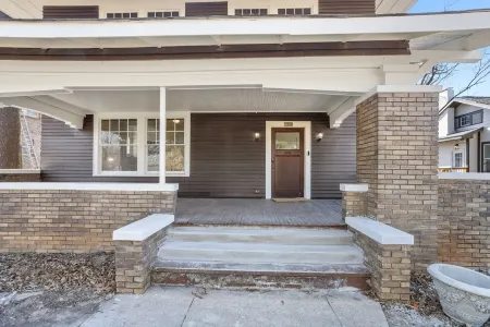 Cozy Cottage in B'ham - 4bd 3ba - 2 Miles to downtown, near Avondale, Homewood Отели рядом с достопримечательностью «Amtrak - Birmingham»