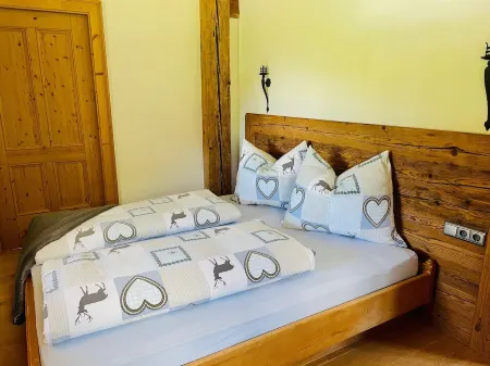 Comfortable alpine suite with gallery Отели в г. Кирхберг