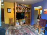 Beautiful 2 Bedroom 1 Bath Home a block from Downtown. فنادق في Flathead County