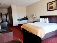 Yorktown Inn and Suites