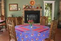 Casa Blanca Inn and Suites - sarapan