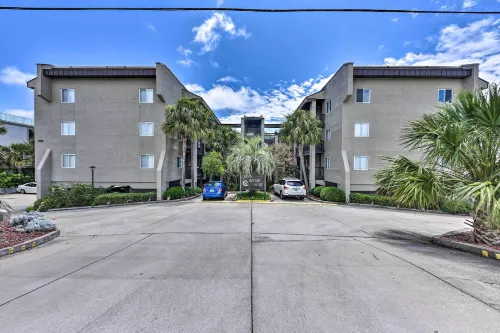 Ocean-View Fernandina Condo w/ Pool, Beach Access! - شرفة