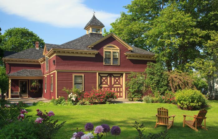 Berry Manor Inn