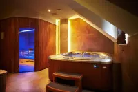 PARKHOTEL LYSON Hotels in Wadowice