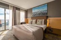 Hotel Zeezicht Hotels in Lies
