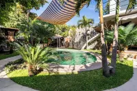 Cozy House with Pool and 3 Bedrooms - familiares