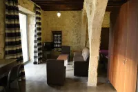 VU'z Hotel - 3-Star