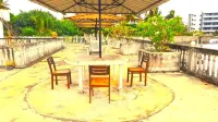 Sea Breeze Hotel