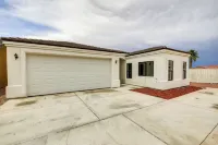 4 Mi to Casinos: Mtn-view Home in Bullhead City! - 4 estrellas