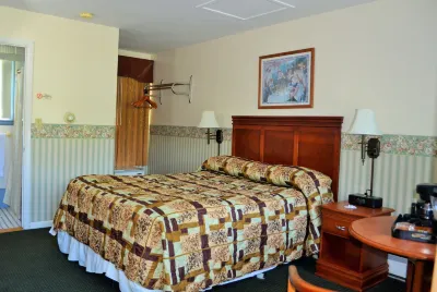 Maple Terrace Motel