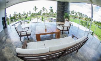 Show Pony Beach Resort