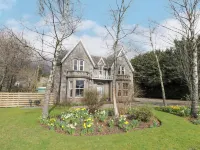 Arden House - Boutique