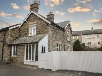 Raybarrow Hotels in Over Staveley