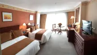 Hotel Emperador فنادق في أمباتو