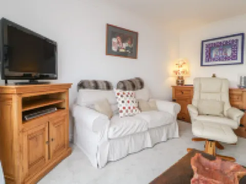 14 Lyme Mews Hotels in Seaton