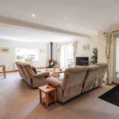 Oak Bank Rooms