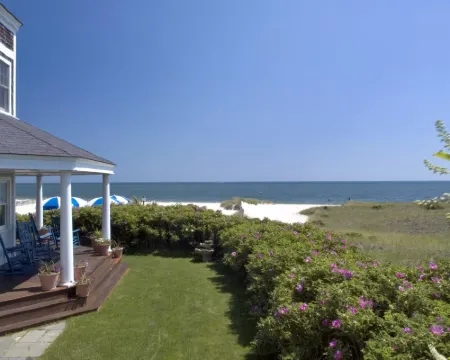 Winstead Beach Resort Hotels in Harwich