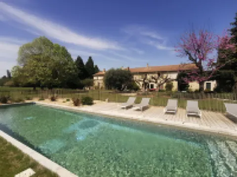 Mas de la Gramillère Hotels in Barbentane