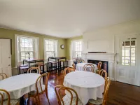 Copper Swan Hotels in Wellfleet
