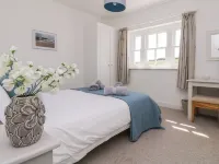 The Upper Deck - Apartments
