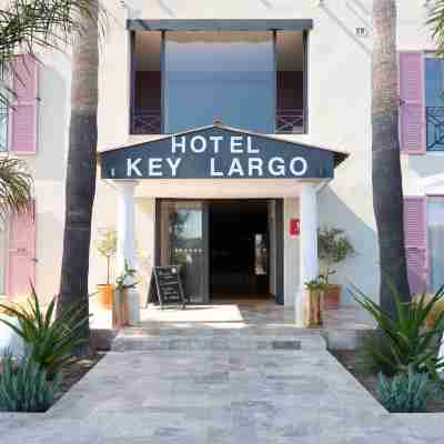 Key Largo Hotel Exterior