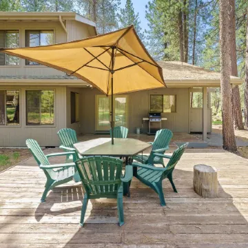 14 Mt Hood Lane Home