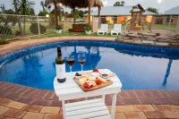 Howlong Golf Resort - Pools