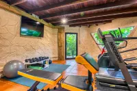 Ylang Ylang Beach Resort - palestra