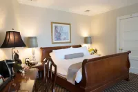 OceanCliff Hotel Hotels near Cliff Walk