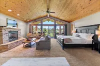 Mt Gardner Inn Hotels in Winthrop