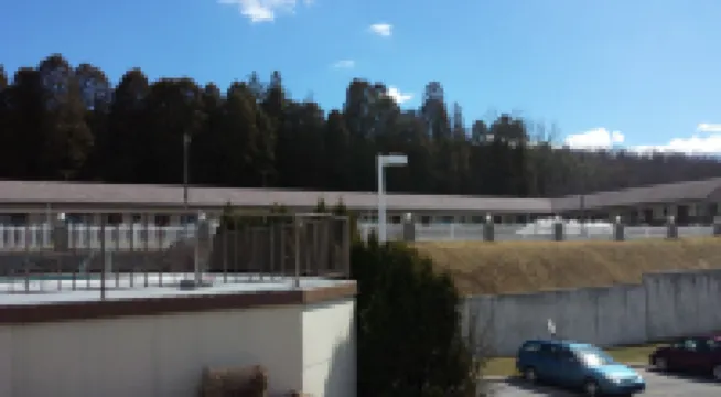 バジェット ホスト ミッドウェイ イン ベドフォードのホテル