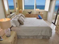 Polo Beach Club - Mountain view