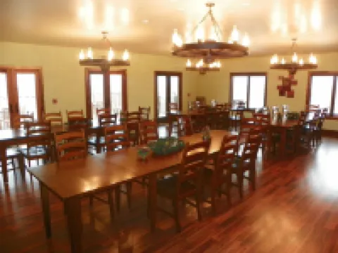 Dakota Prairie Lodge & Resort