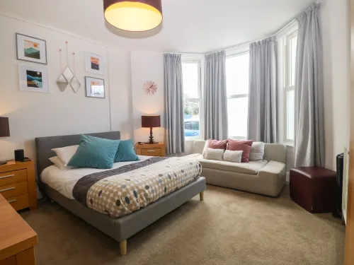 Y Castell Apartment 1 - parking