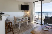0412 Memories Made at the Beach by Atlantic Towers فنادق في Carolina Beach