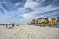 Myrtle Beach Condo, 1 Block to Ocean Shore!