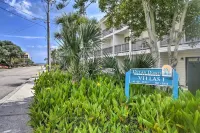 Steps to Ocean Convenient Myrtle Beach Townhome! - Bungalows