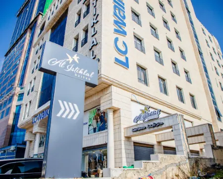 アル-イスティクラル・スイーツ ラマッラのホテル