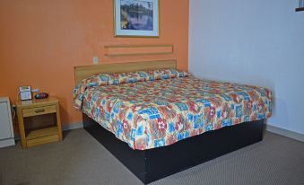 Budget Host Inn Iron Mountain