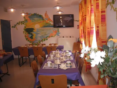 Hotel César Centre-Ville Gare Charleville-Mézières