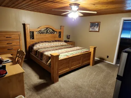 Eagle Nest Fly Shack & Lodge Отели в г. Игл Нест