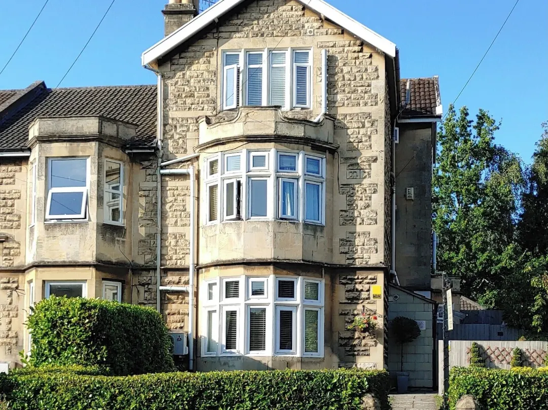 The Bath House Boutique B&b - In-room Breakfast - Free Parking - Cotswolds