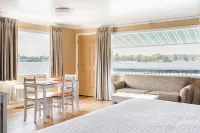 Capt. Thomson's Resort