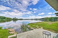 Peaceful Horicon Studio w/ Rock River Access! - Apartments